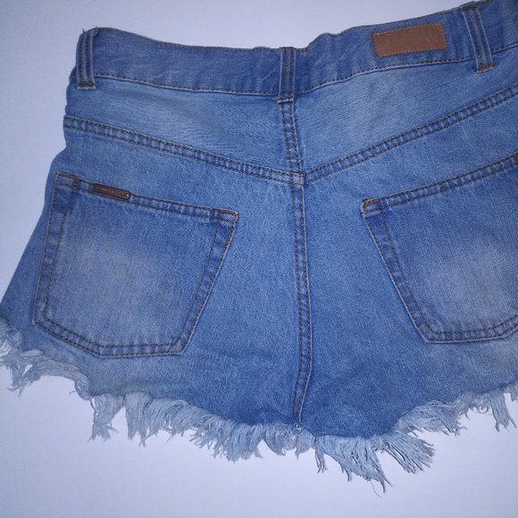 "Celebrity Pink" Slasher Destructed Jean Shorts - Picture 3 of 6
